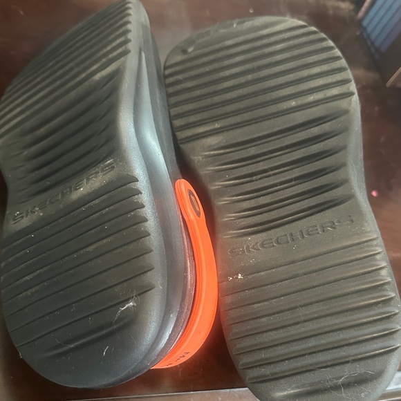 SpongeBob Mr Krabs Black and Orange Slippers with Charms sketchers Foamies - Picture 3 of 4